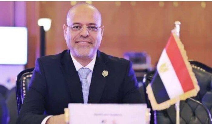 وزير العمل لراديو النيل: بدء تطبيق قانون العمل الجديد أول سبتمبر.. والبطالة تراجعت إلى 6.3%