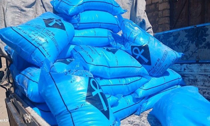 حملات تموينية مكثفة بالأقصر تضبط 2.5 طن سماد زراعي محظور وتكافح الاحتكار