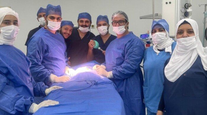 جراحة دقيقة تنقذ مريضًا من الشلل وتعيد له الحركة بمستشفيات المنوفية