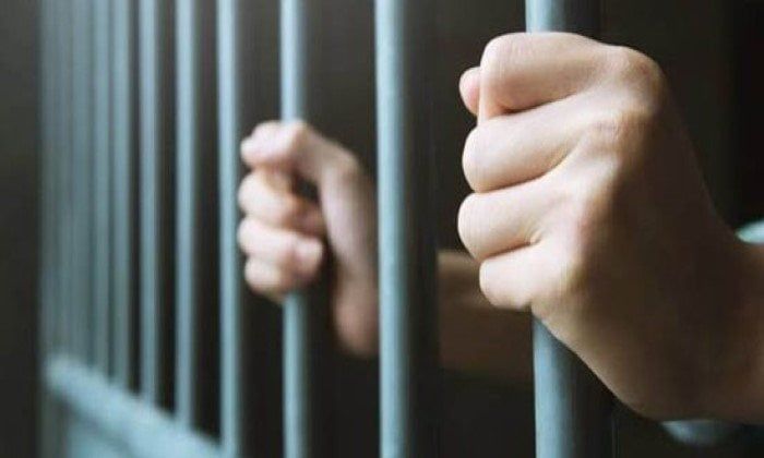 جريمة سائق توكتوك بالبحيرة تنتهى به خلف القضبان.. المتهم يعترف والنيابة تجدد حبسه 15يومًا