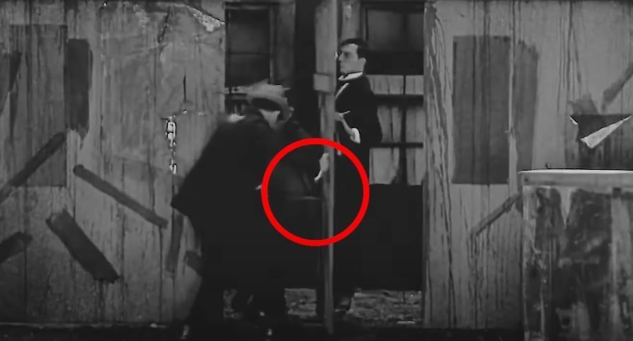 خدعة بسيطة من أحد الأفلام خدعة بسيطة من أحد الأفلام