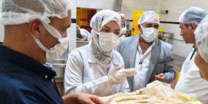 ضبط ٤ طن مصنعات لحوم ودواجن مخالفة بمدينة العاشر من رمضان - بوابة اخر ساعة