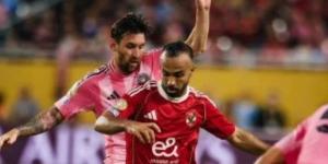 لماذا يتمسك ريبيرو باستمرار الشحات وأفشة مع الأهلي؟ - بوابة اخر ساعة
