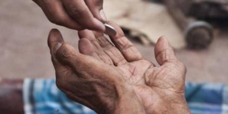 مدير تنمية مادبا لسرايا: القاء القبض على كبير المتسولين المتستر بزي رجل عجوز - بوابة اخر ساعة