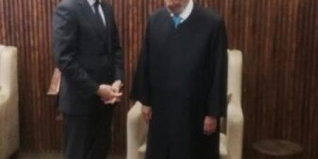 الحجار التقى دريان بعد صلاة الجمعة في مسجد قريطم وبحثا في شؤون عامة - بوابة اخر ساعة