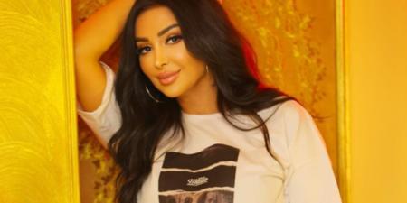شاهيناز تطرح ماما وعمرو دياب يطرح "بابا ".. فيديو - بوابة اخر ساعة