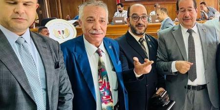 نقيب المحامين يقدم أوراق مرشحى الشيوخ مبكرًا - بوابة اخر ساعة