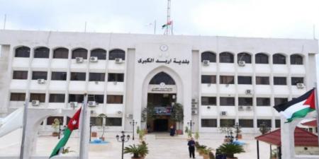 العزام: صفحات بلدية إربد مفتوحة للجميع .. والبلدية تزيل الحظر عن المواطنين - صور - بوابة اخر ساعة