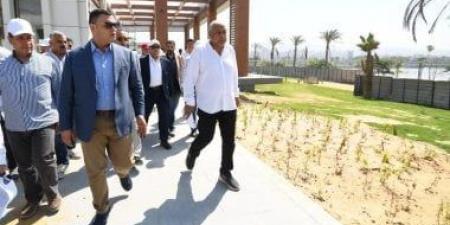 وزير الإسكان يتفقد المنطقة الاستثمارية ومشروع الأرينا بحدائق "تلال الفسطاط" - بوابة اخر ساعة