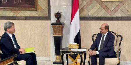الزنداني يبحث مع السفير الكوري آفاق التعاون السياسي والاقتصادي ويدعو لتفعيل العقوبات ضد الحوثيين - بوابة اخر ساعة