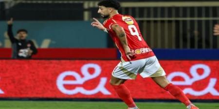 نجم الأهلي السابق يرد على أنباء تمرد وسام أبوعلى - بوابة اخر ساعة