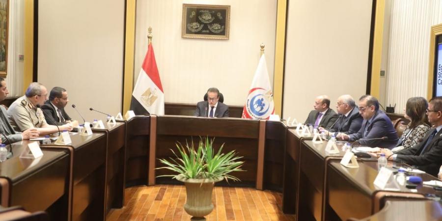 وزير الصحة يتابع مشروع الشبكة القومية لرعاية مرضى السكتة الدماغية - بوابة اخر ساعة