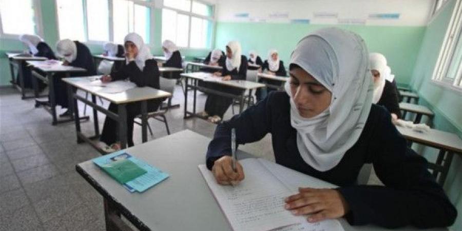 "التربية" توضح طبيعة أسئلة امتحان الثانوية العامة لطلبة غزة - بوابة اخر ساعة