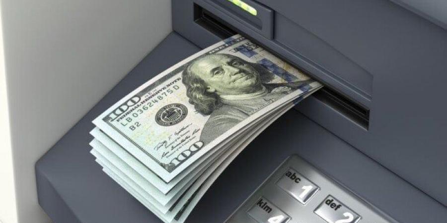 سعر الدولار اليوم الخميس 3 يوليو 2025.. في البنك المركزي بكام؟ - بوابة اخر ساعة