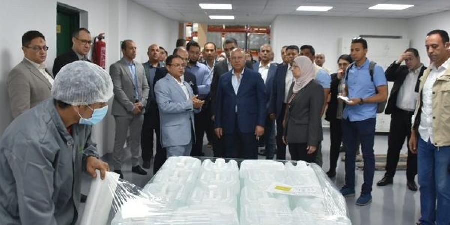 خلال افتتاح 3 مصانع بأكتوبر.. الوزير: نستهدف توفير 7 ملايين فرصة عمل - بوابة اخر ساعة