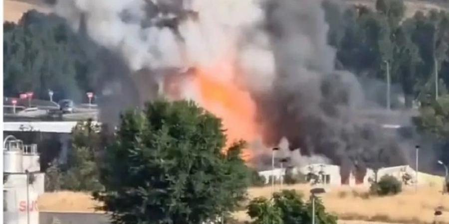 سحابة سامة قرب مدريد وتحذير من مغادرة المنازل - بوابة اخر ساعة