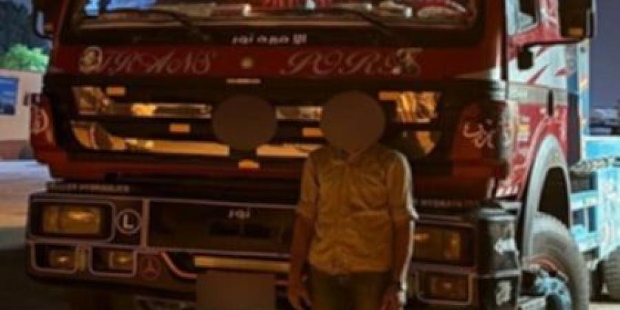 ضبط سائق سيارة "نقل ثقيل" لسيره عكس الإتجاه بالشرقية - بوابة اخر ساعة