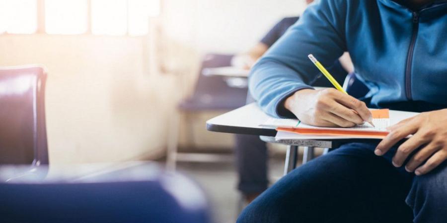 التربية: 706 مخالفات بحق طلبة التوجيهي - بوابة اخر ساعة