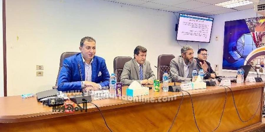 سكرتير عام محافظة دمياط يترأس لجنة الإدارة المحلية المتكاملة - بوابة اخر ساعة