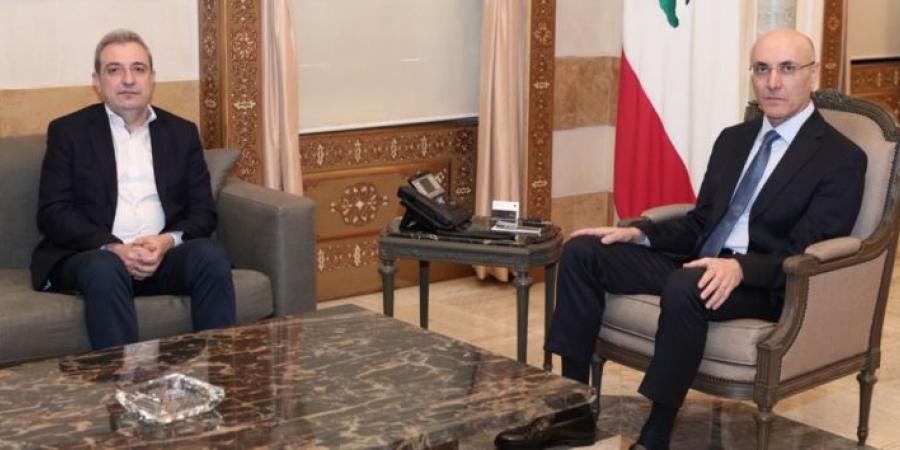 الحجار بحث مع أبو فاعور والبعريني والجسر بالأوضاع العامة واستقبل محافظَي الجنوب وبيروت - بوابة اخر ساعة