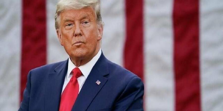 ترامب يتوعد "بريكس" بعقوبات لحماية الدولار ويطالب باستقالة رئيس الفيدرالي - بوابة اخر ساعة