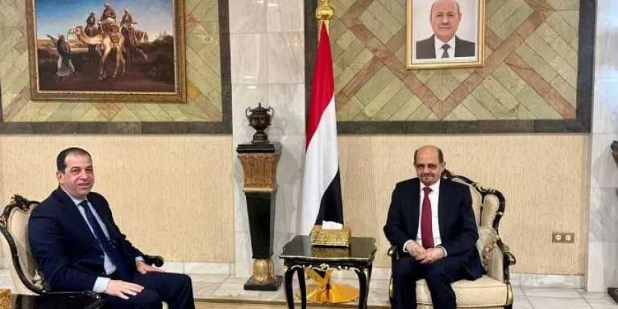 الزنداني يبحث مع برنامج الأغذية العالمي العراقيل الحوثية أمام المساعدات في اليمن - بوابة اخر ساعة