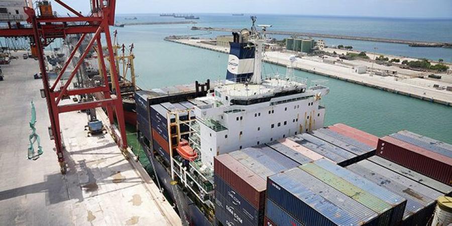 الأولى من نوعها… باخرة حاويات كبيرة تزور مرفأ طرطوس - بوابة اخر ساعة