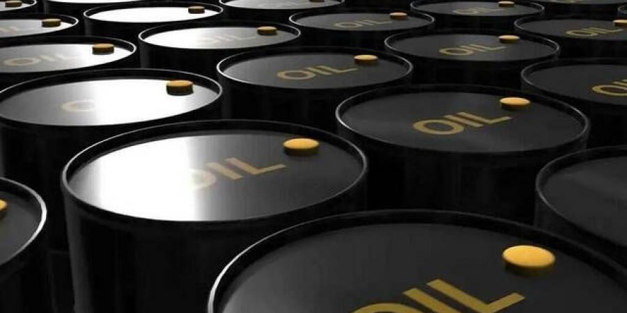 أسعار النفط ترتفع مع تهديدات ترامب بفرض رسوم على واردات الأدوية والرقائق - بوابة اخر ساعة