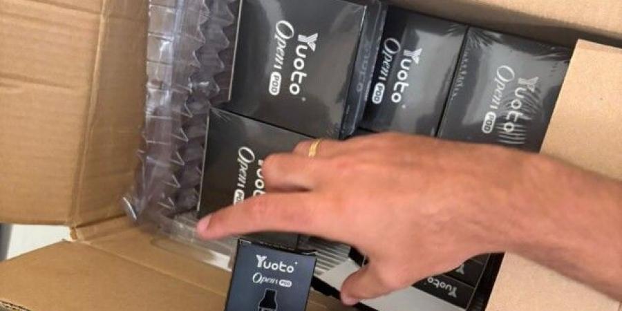 "الريجي": ضبطنا سجائر إلكترونية مهربة نتيجة عمليات دهم في الأوزاعي ومار الياس والنويري - بوابة اخر ساعة
